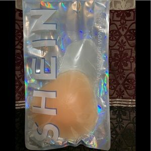 Silicone strapless boobs 😂